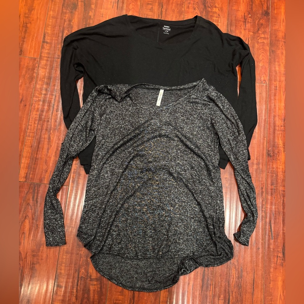 Women's Black and Gray V-Neck round neck top